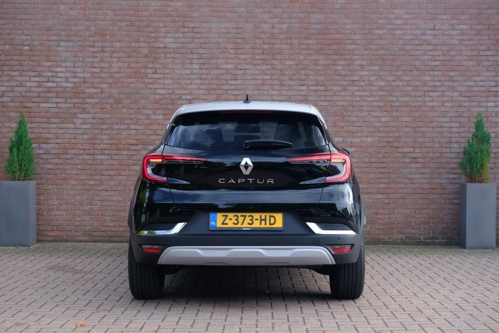 Renault Captur 1.0 TCe 90pk Techno - Apple CarPlay - Achteruitrijcamera - Navigatiesysteem - Cruise control - Climate control - LED koplampen - Parkeersensoren afbeelding 30
