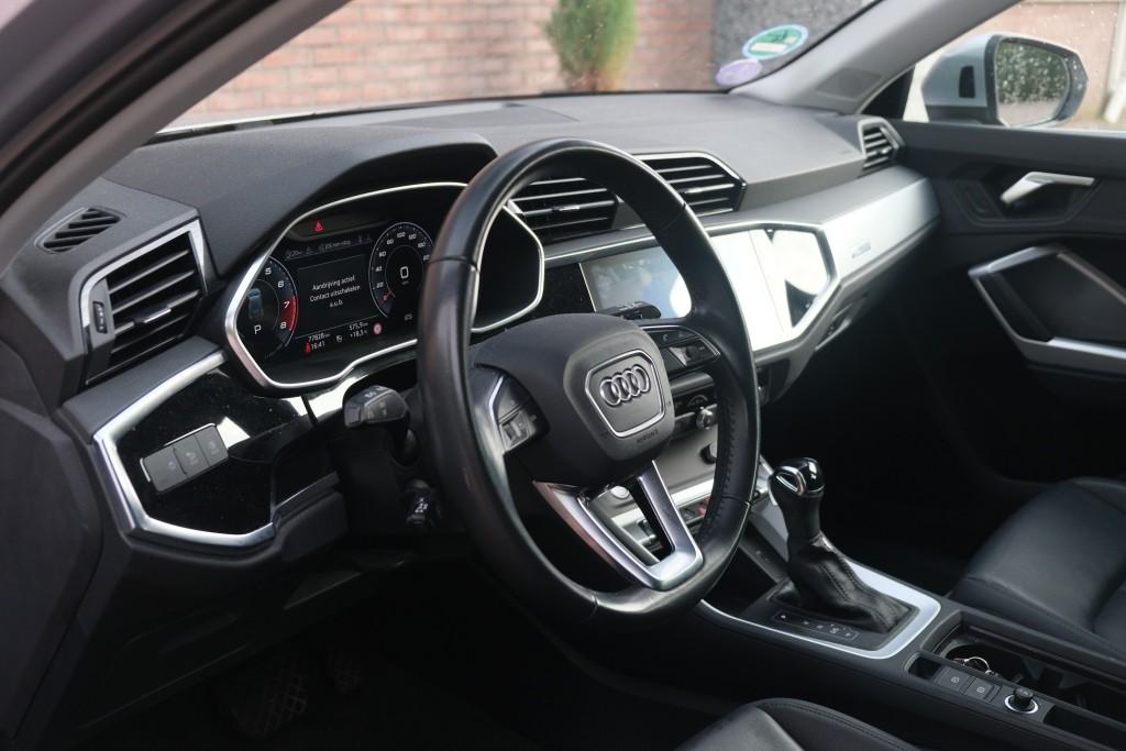 Audi Q3 35 TFSi 150pk S-Tronic Business Edition - Apple CarPlay - Achteruitrijcamera - Navigatiesysteem - Cruise control - Climate control - Matrix LED - Elektrische achterklep - Keyless entry afbeelding 8