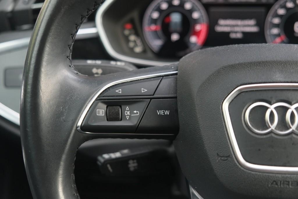 Audi Q3 35 TFSi 150pk S-Tronic Business Edition - Apple CarPlay - Achteruitrijcamera - Navigatiesysteem - Cruise control - Climate control - Matrix LED - Elektrische achterklep - Keyless entry afbeelding 9
