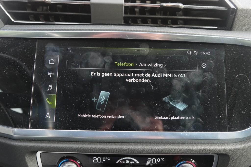 Audi Q3 35 TFSi 150pk S-Tronic Business Edition - Apple CarPlay - Achteruitrijcamera - Navigatiesysteem - Cruise control - Climate control - Matrix LED - Elektrische achterklep - Keyless entry afbeelding 18