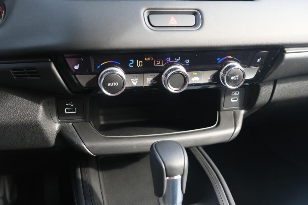 Honda HR-V 1.5 e:HEV 131pk CVT Elegance - Adaptieve cruise - Achteruitrijcamera - Apple CarPlay - Keyless - Stoelverwarming - Parkeersensoren afbeelding 20
