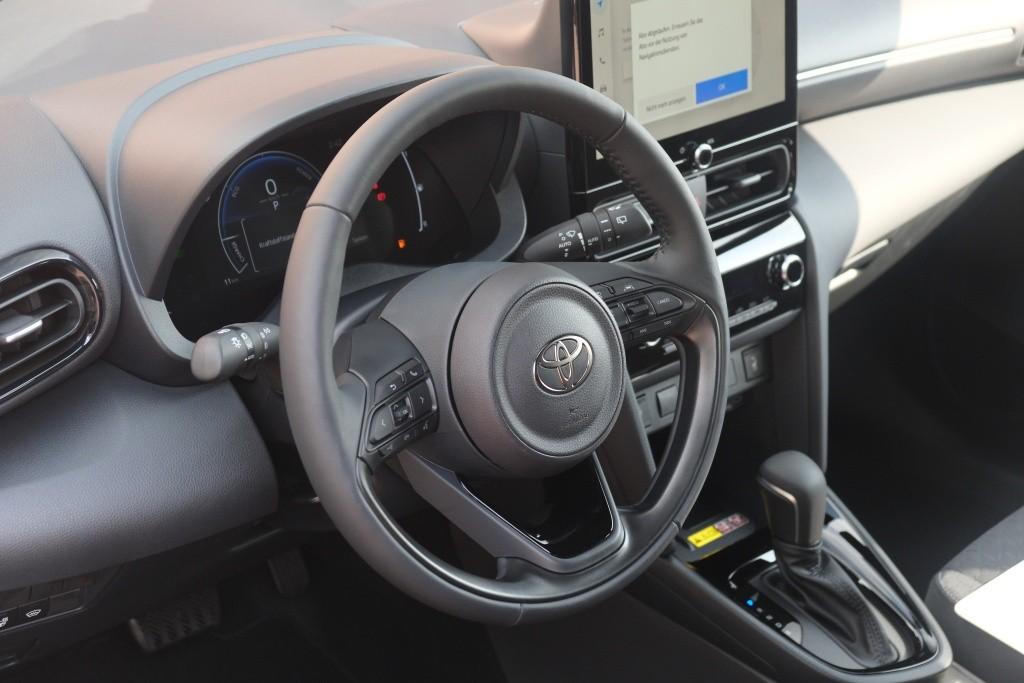 Toyota Yaris Cross 1.5 Hybrid 115pk CVT Dynamic - Adaptieve cruise - Achteruitrijcamera - Apple CarPlay - Climate control - Stoelverwarming - Keyless entry/start - Dodehoekdetectie afbeelding 8