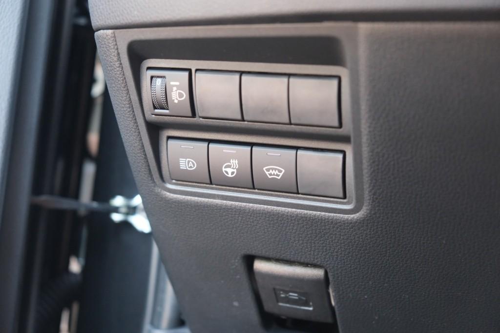 Toyota Yaris Cross 1.5 Hybrid 115pk CVT Dynamic - Adaptieve cruise - Achteruitrijcamera - Apple CarPlay - Climate control - Stoelverwarming - Keyless entry/start - Dodehoekdetectie afbeelding 25