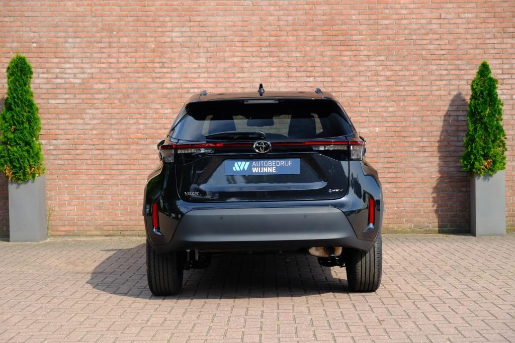 Toyota Yaris Cross 1.5 Hybrid 115pk CVT Dynamic - Adaptieve cruise - Achteruitrijcamera - Apple CarPlay - Climate control - Stoelverwarming - Keyless entry/start - Dodehoekdetectie afbeelding 32