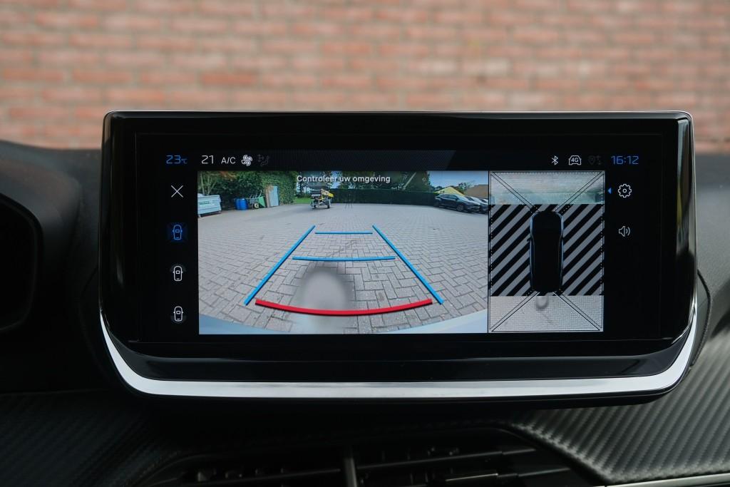 Peugeot 2008 1.2 Hybrid 145pk e-DCS6 Allure - Adaptive cruise - Camera voor en achter - Dodehoek detectie - Climate control - Parkeersensoren afbeelding 17