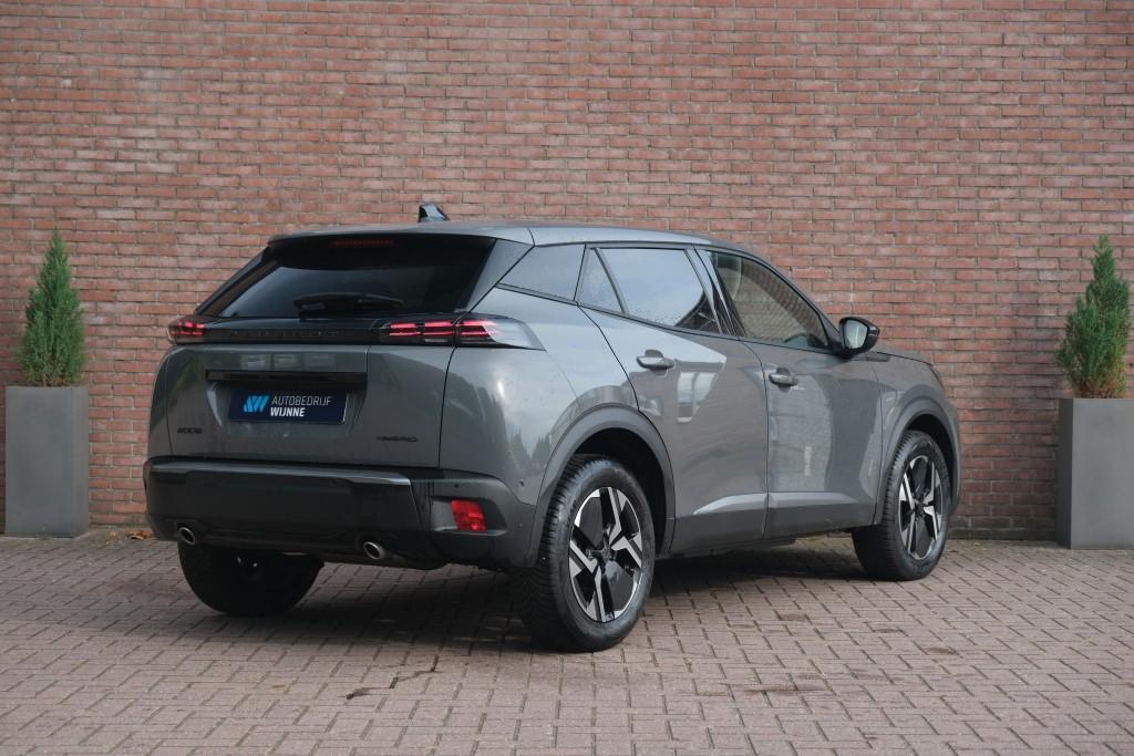 Peugeot 2008 1.2 Hybrid 145pk e-DCS6 Allure - Adaptive cruise - Camera voor en achter - Dodehoek detectie - Climate control - Parkeersensoren afbeelding 26