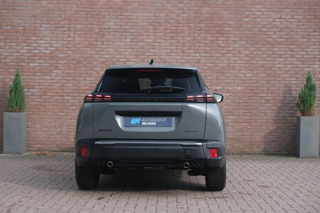 Peugeot 2008 1.2 Hybrid 145pk e-DCS6 Allure - Adaptive cruise - Camera voor en achter - Dodehoek detectie - Climate control - Parkeersensoren afbeelding 28