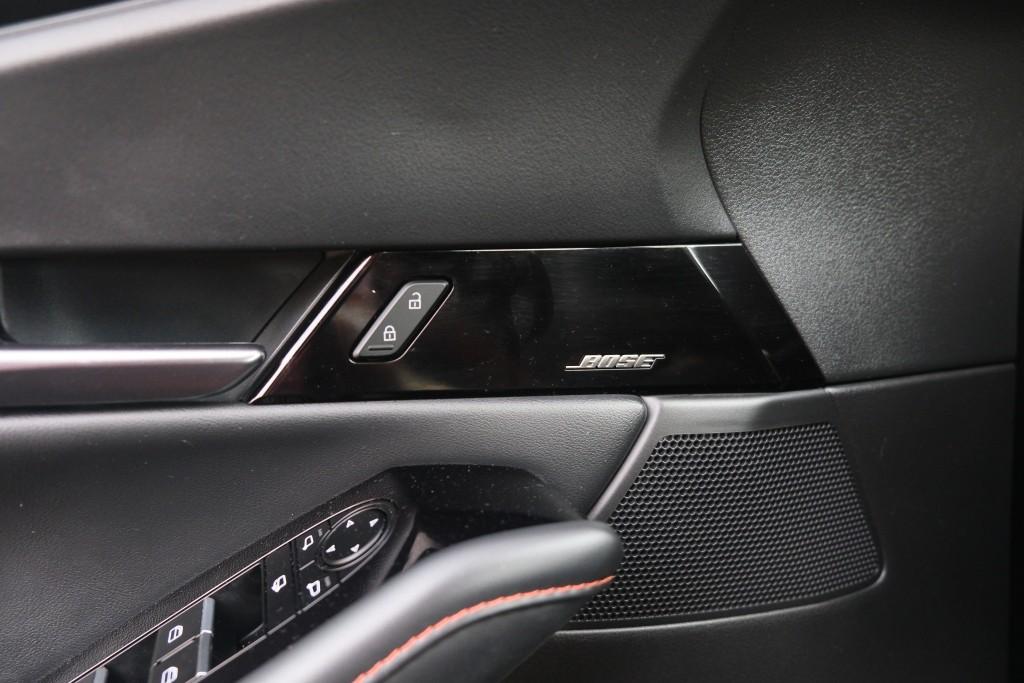 Mazda CX-30 2.5 e-SkyActiv-G M Hybrid 140pk Aut. Nagisa - Head-up display - Bose - Adaptieve cruise - Achteruitrijcamera - Dodehoekdetectie - Stoelverwarming - Elektrische achterklep - Keyless afbeelding 24