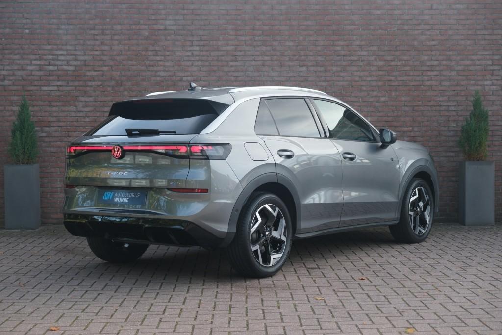 Volkswagen T-Roc 1.5 eTSi 150pk DSG R-Line - Adaptive cruise - Apple CarPlay - Achteruitrijcamera - Keyless entry - Stoelverwarming - Elektrische achterklep - Dodehoekdetectie - Parkeersensoren afbeelding 33