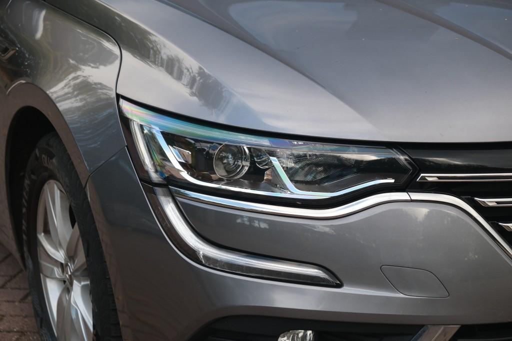 Renault Talisman 1.6 TCe 150pk EDC Estate Zen - Automatische airco - Cruise control - Navigatiesysteem - Keyless entry - Parkeersensoren achter - DAB radio afbeelding 2