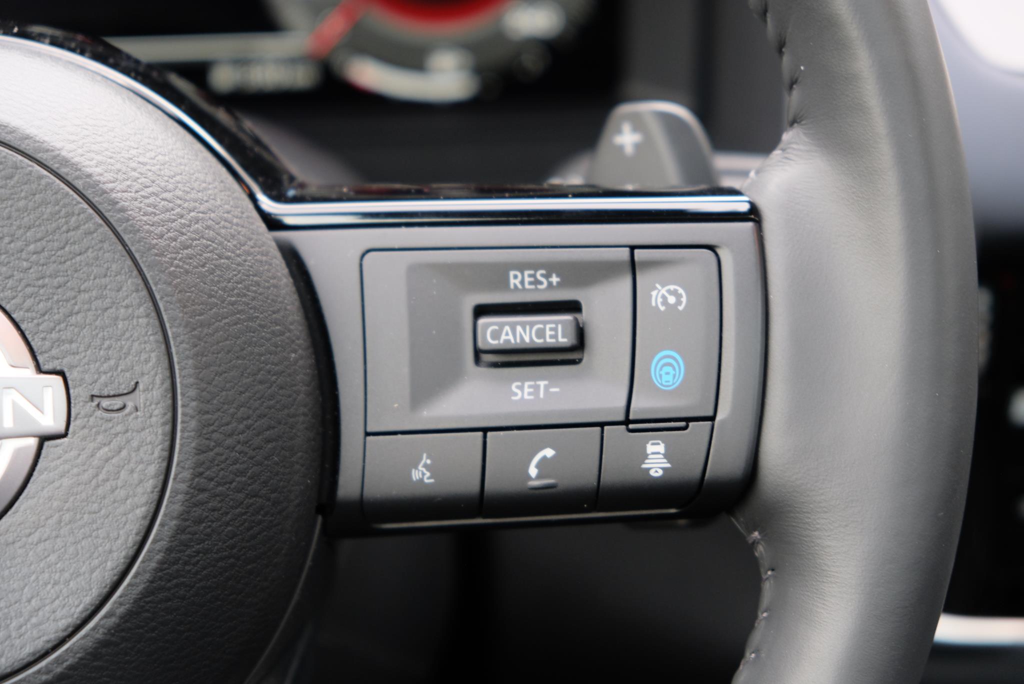 Nissan QASHQAI 1.3 MHEV 158pk Xtronic Tekna Plus | Navi | Trekhaak | Adaptive Cruise | 360° Camera | Leder | Head-up Display | Panoramadak | 19" velgen afbeelding 16