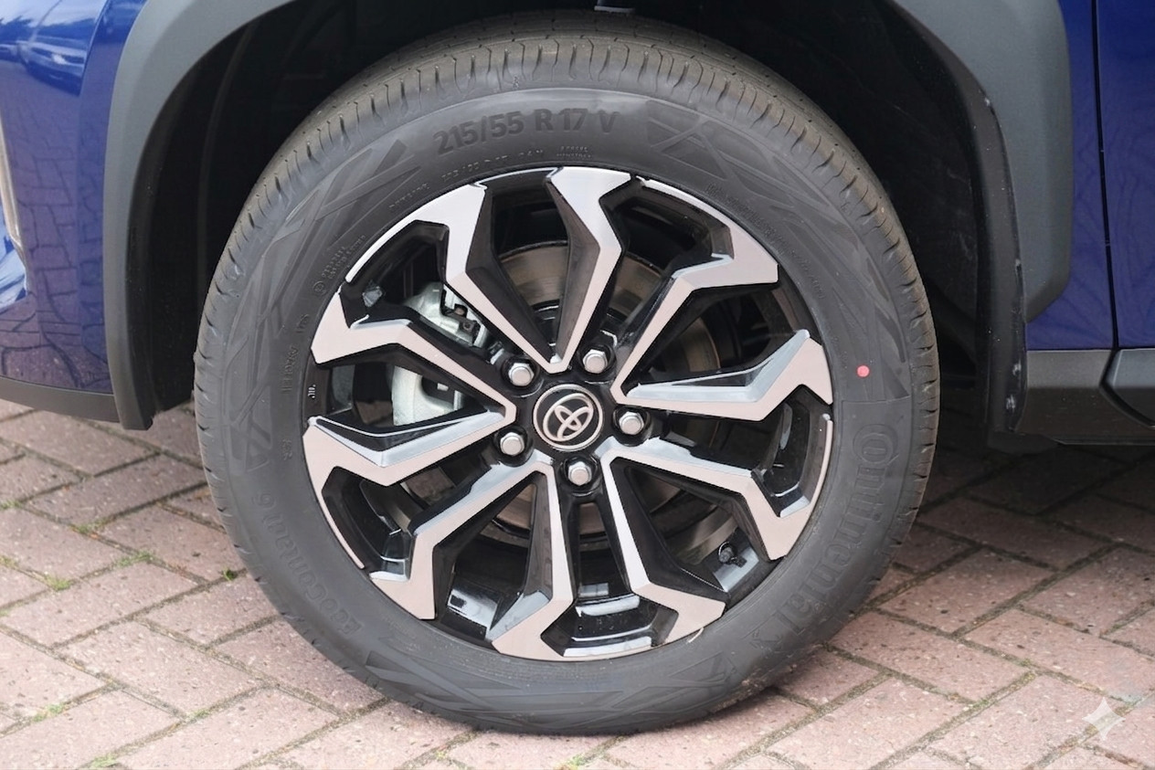 Toyota Yaris Cross 1.5 Hybrid 115pk CVT Dynamic - Adaptieve cruise - Achteruitrijcamera - Apple CarPlay - Climate control - Stoelverwarming - Keyless entry/start - Dodehoekdetectie afbeelding 24