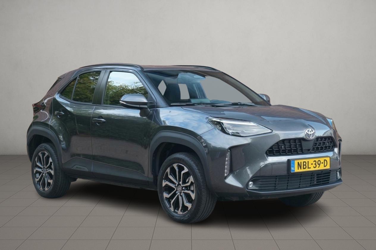 Toyota Yaris Cross 1.5 Hybrid 130pk CVT Dynamic - Apple CarPlay - Navigatiesysteem - Achteruitrijcamera - Stoelverwarming - Climate control - Keyless entry/start afbeelding 1