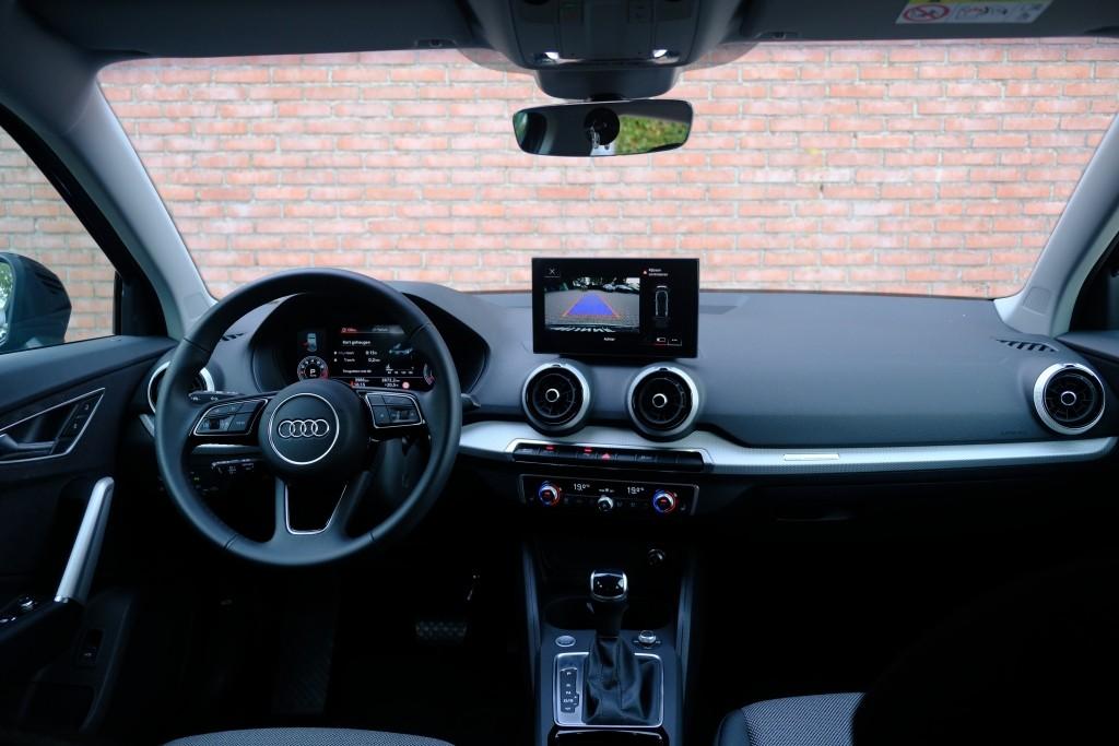 Audi Q2 35 TFSi 150pk S-Tronic S Edition - App Connect - Adaptive Cruise - Camera - Matrix LED - Keyless - Elektrische klep - Stoelverwarming afbeelding 6
