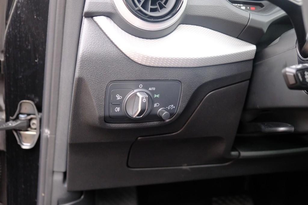 Audi Q2 35 TFSi 150pk S-Tronic S Edition - App Connect - Adaptive Cruise - Camera - Matrix LED - Keyless - Elektrische klep - Stoelverwarming afbeelding 23