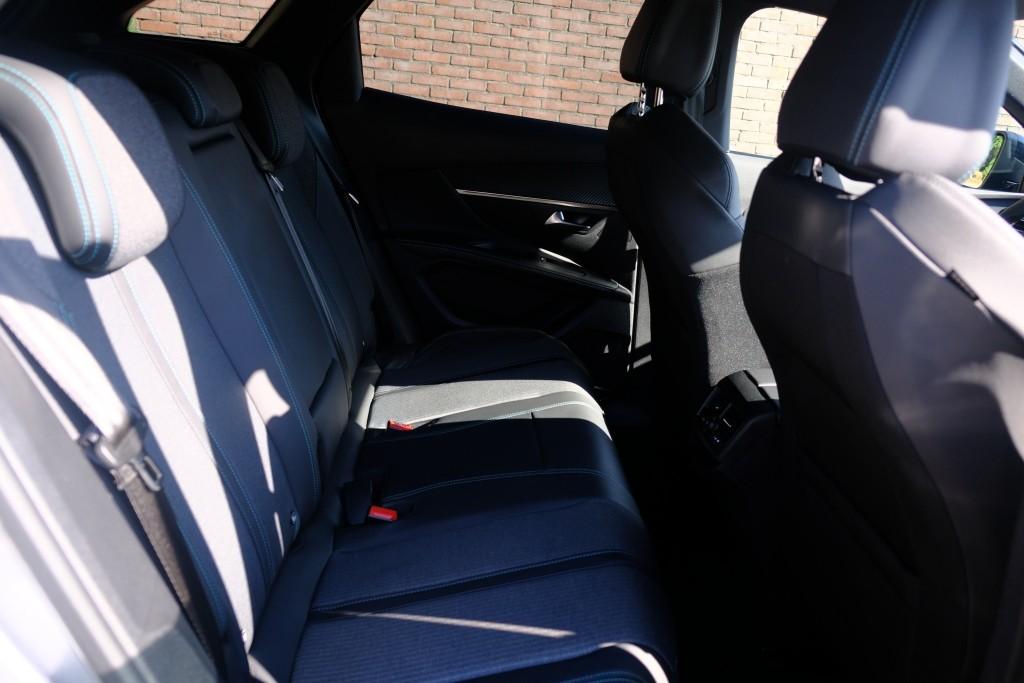 Peugeot 3008 1.6 HYbrid 180pk EAT8 Allure Pack Business - Achteruitrijcamera - Adaptieve cruise control - LED koplampen - Parkeersensoren - Keyless afbeelding 3