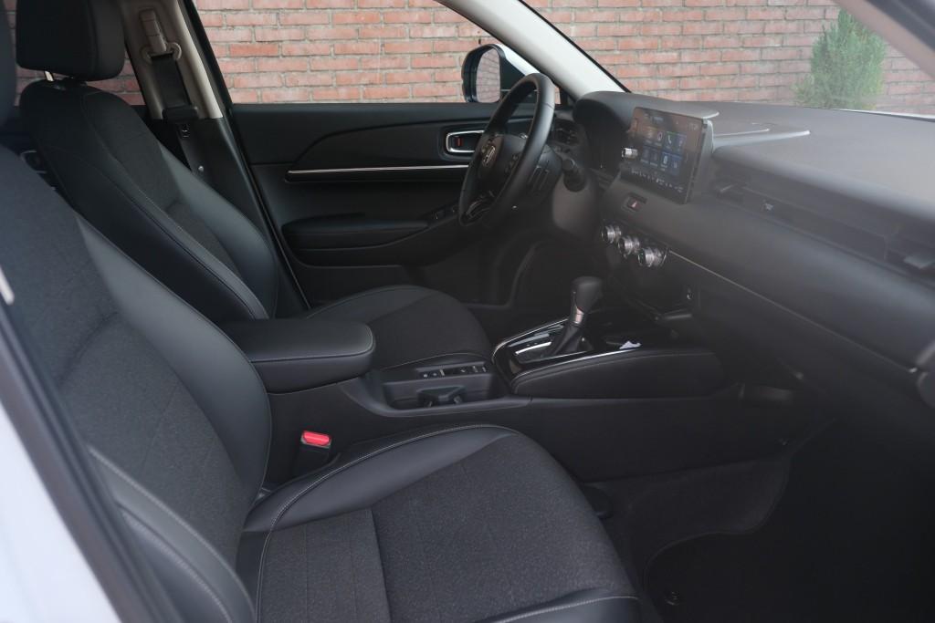 Honda HR-V 1.5 e:HEV 131pk CVT Advance - Adaptieve cruise - Achteruitrijcamera - Apple CarPlay - Stoel en stuurwielverwarming- Elektrische achterklep - Dodehoekdetectie afbeelding 4