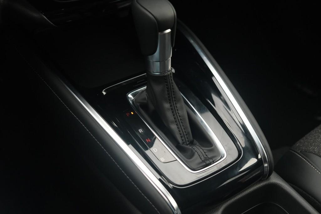 Honda HR-V 1.5 e:HEV 131pk CVT Advance - Adaptieve cruise - Achteruitrijcamera - Apple CarPlay - Stoel en stuurwielverwarming- Elektrische achterklep - Dodehoekdetectie afbeelding 22