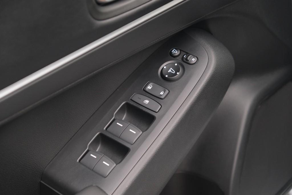 Honda HR-V 1.5 e:HEV 131pk CVT Advance - Adaptieve cruise - Achteruitrijcamera - Apple CarPlay - Stoel en stuurwielverwarming- Elektrische achterklep - Dodehoekdetectie afbeelding 24