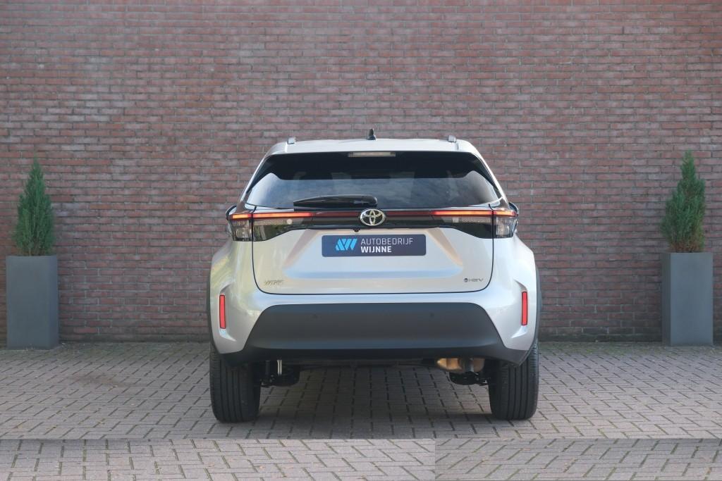 Toyota Yaris Cross 1.5 Hybrid 115pk CVT Dynamic - Adaptieve cruise - Achteruitrijcamera - Apple CarPlay - Climate control - Stoelverwarming - Keyless entry/start - Dodehoekdetectie afbeelding 34