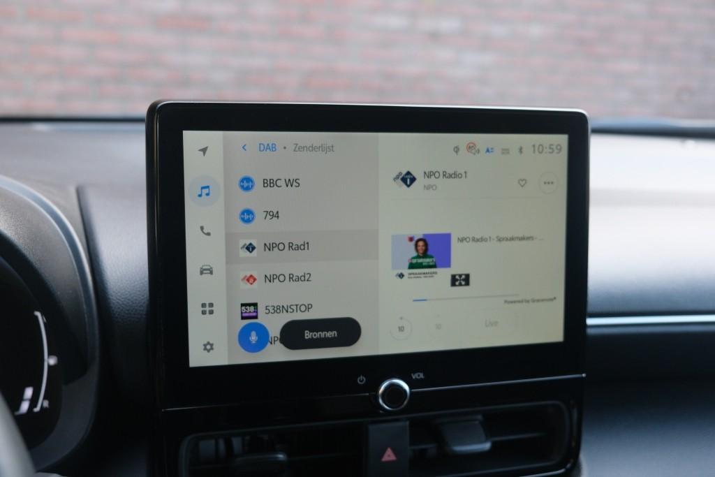 Toyota Yaris Cross 1.5 Hybrid 115pk CVT Dynamic - Adaptieve cruise - Achteruitrijcamera - Apple CarPlay - Climate control - Stoelverwarming - Keyless entry/start - Dodehoekdetectie afbeelding 16