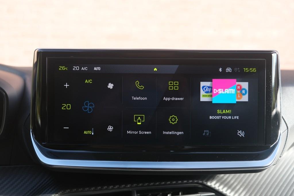 Peugeot 2008 1.2 Hybrid 145pk e-DSC6 Allure - Adaptive cruise - Achteruitrijcamera - Apple CarPlay - Climate control - Parkeersensoren achter - Dodehoek detectie afbeelding 14