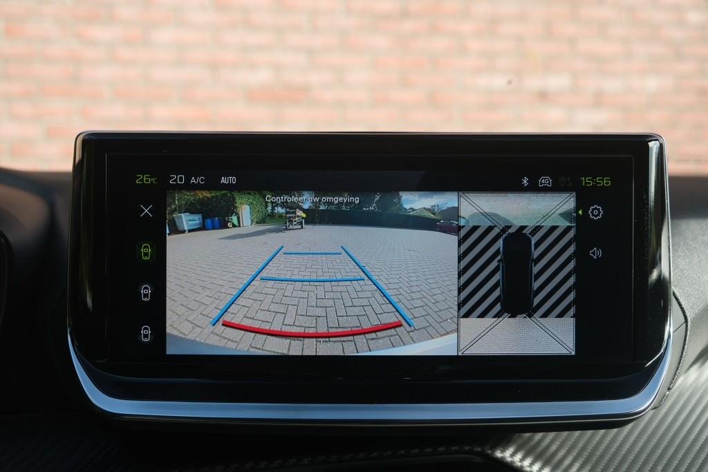 Peugeot 2008 1.2 Hybrid 145pk e-DSC6 Allure - Adaptive cruise - Achteruitrijcamera - Apple CarPlay - Climate control - Parkeersensoren achter - Dodehoek detectie afbeelding 17