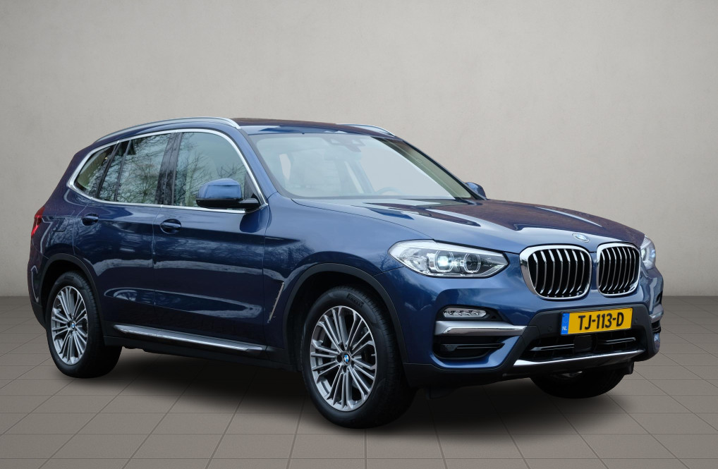 BMW X3 xDrive20i 184pk Aut. High Executive - Panoramadak - Adaptive cruise - Apple CarPlay - LED koplampen - Climate control - Parkeersensoren - Keyless Entry - Trekhaak afbeelding 1