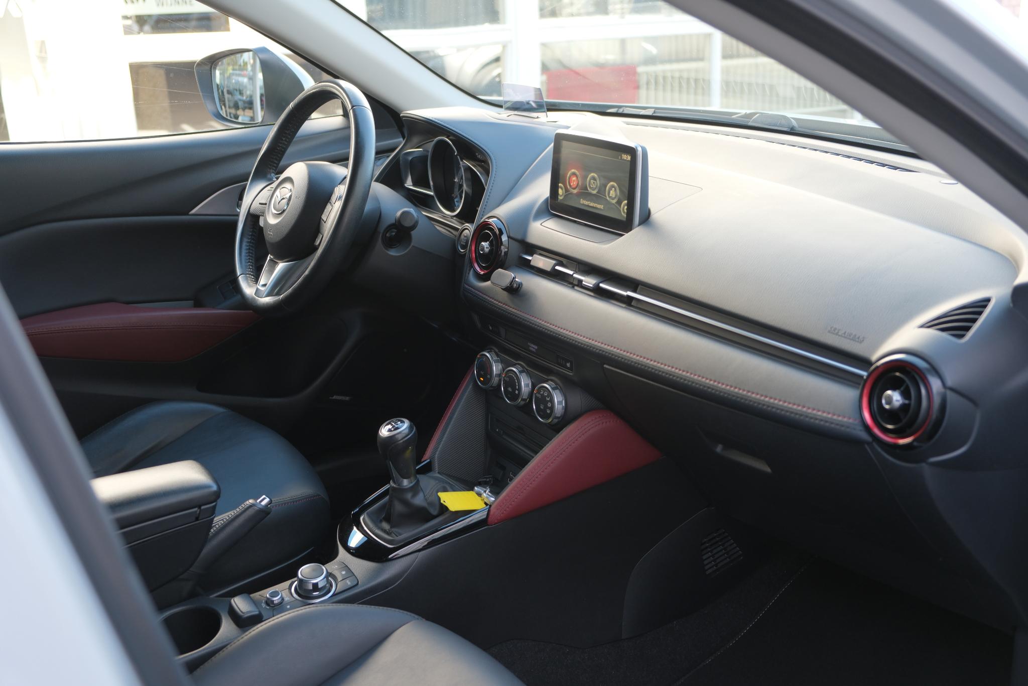 Mazda CX-3 2.0 SkyActiv-G 120pk GT-M | Navi | Adaptive Cruise | Camera | Head-Up display | Bose| PDC afbeelding 8