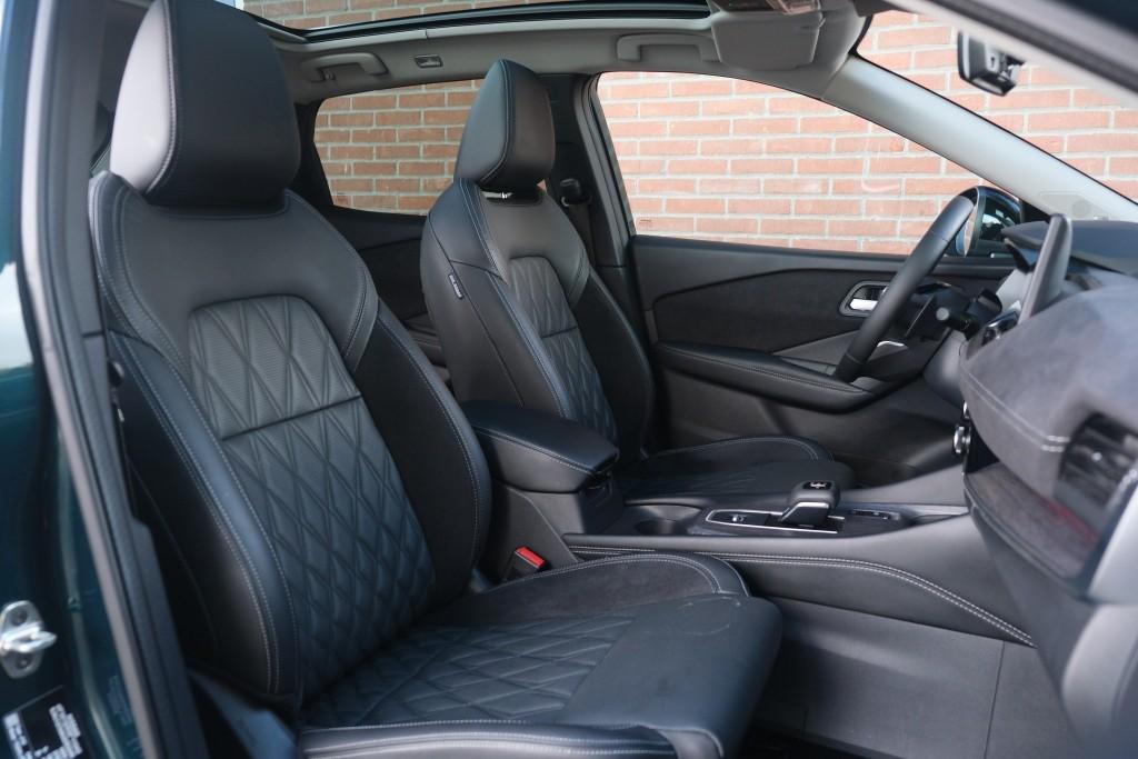 Nissan QASHQAI 1.3 MHEV Xtronic 158pk Tekna Plus - Adaptive cruise - 360° camera - Head-up display - Apple CarPlay - Navigatiesysteem - Stoelverwarming - Stoelventilatie - Panoramadak afbeelding 5