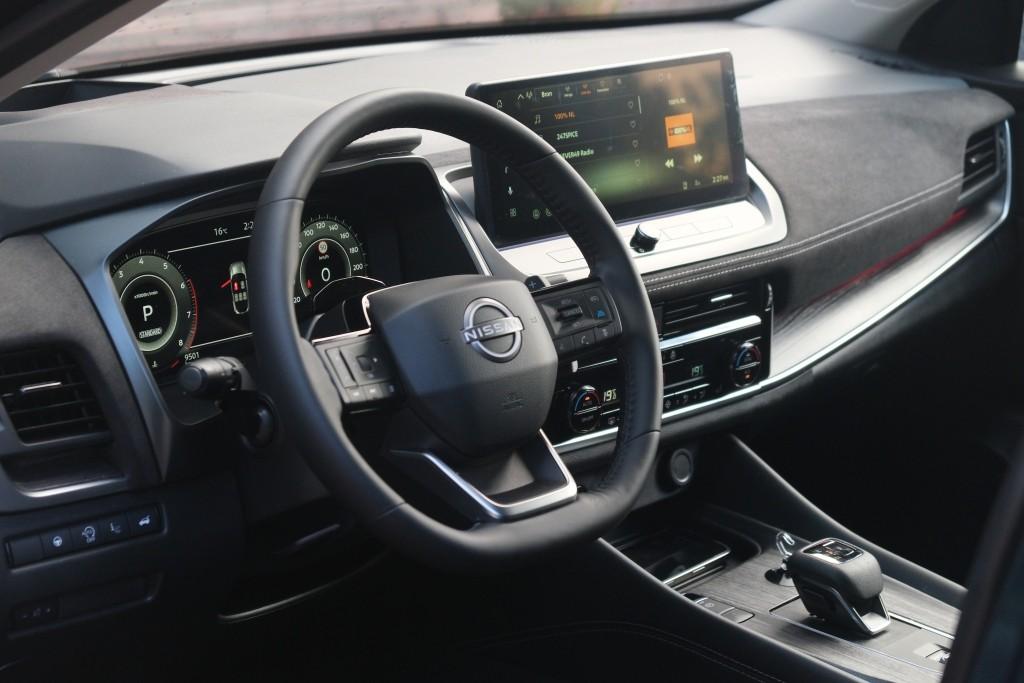 Nissan QASHQAI 1.3 MHEV Xtronic 158pk Tekna Plus - Adaptive cruise - 360° camera - Head-up display - Apple CarPlay - Navigatiesysteem - Stoelverwarming - Stoelventilatie - Panoramadak afbeelding 7