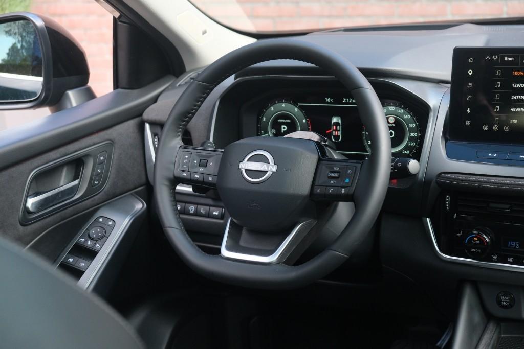 Nissan QASHQAI 1.3 MHEV Xtronic 158pk Tekna Plus - Adaptive cruise - 360° camera - Head-up display - Apple CarPlay - Navigatiesysteem - Stoelverwarming - Stoelventilatie - Panoramadak afbeelding 12