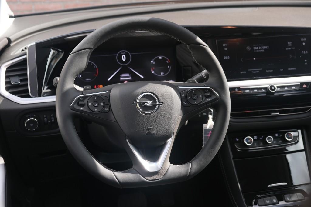 Opel Grandland 1.2 Turbo 130pk EAT8 GS | Navi | App Connect | Adaptive Cruise | Camera | Alcantara | Winter Pakket afbeelding 12