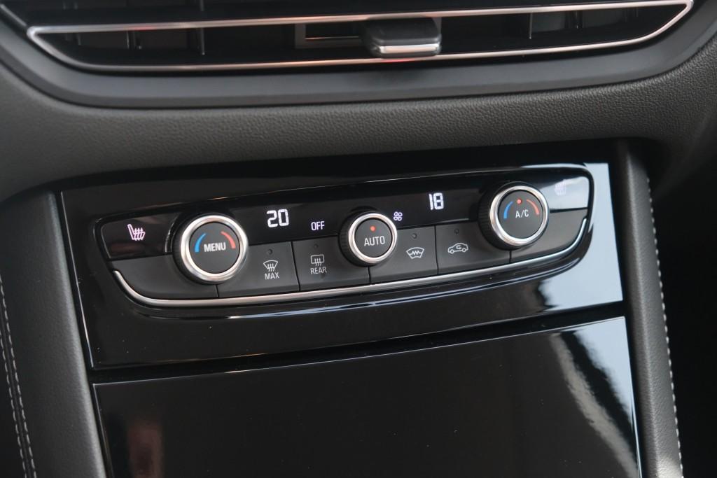 Opel Grandland 1.2 Turbo 130pk EAT8 GS | Navi | App Connect | Adaptive Cruise | Camera | Alcantara | Winter Pakket afbeelding 18