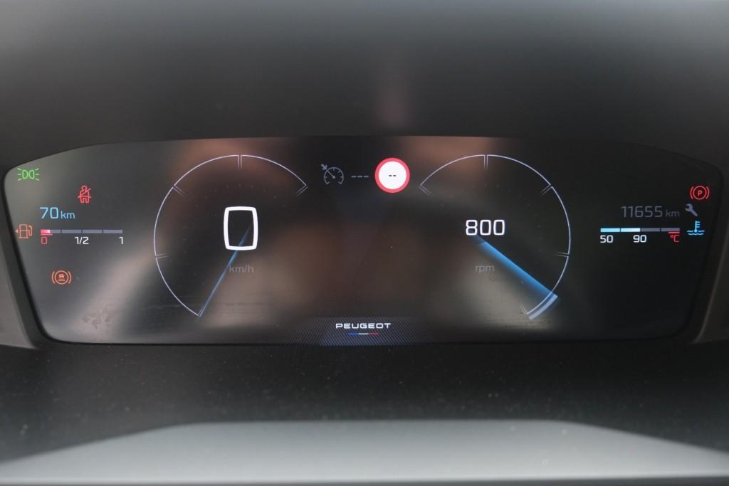 Peugeot 208 1.2 PureTech 100pk Allure - Navigatiesysteem - Apple CarPlay - Achteruitrijcamera - Dodehoekdetectie- Parkeersensoren - Climate Control - Cruise control afbeelding 11