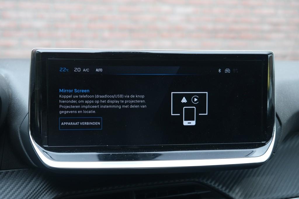 Peugeot 208 1.2 PureTech 100pk Allure - Navigatiesysteem - Apple CarPlay - Achteruitrijcamera - Dodehoekdetectie- Parkeersensoren - Climate Control - Cruise control afbeelding 17