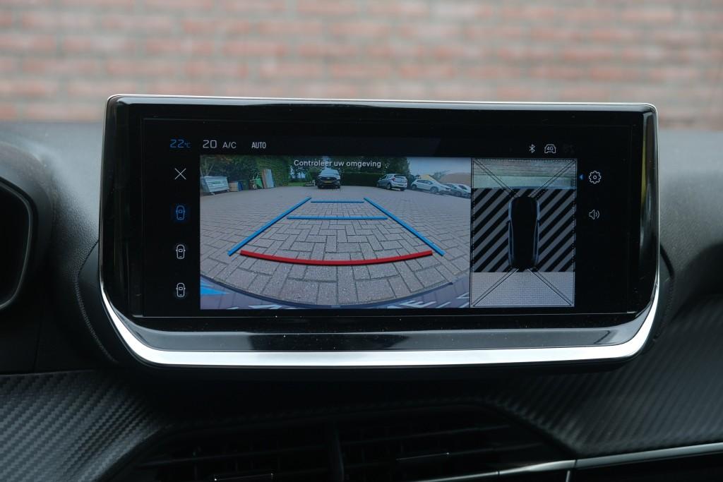 Peugeot 208 1.2 PureTech 100pk Allure - Navigatiesysteem - Apple CarPlay - Achteruitrijcamera - Dodehoekdetectie- Parkeersensoren - Climate Control - Cruise control afbeelding 18