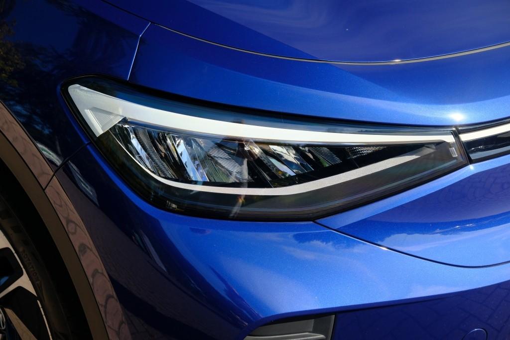 Volkswagen ID.4 Pure 52 kWh 170pk - Navigatiesysteem - App connect - Adaptive cruise - 360° camera - Keyless - Winter pakket - Elektrische achterklep - 19 inch velgen afbeelding 2
