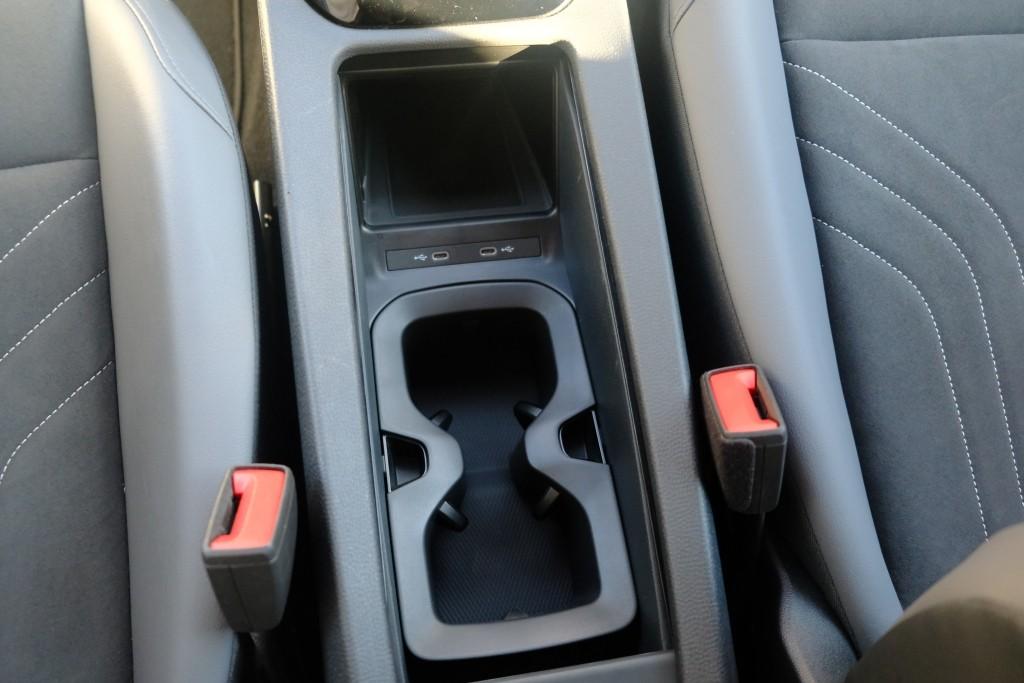 Volkswagen ID.4 Pure 52 kWh 170pk - Navigatiesysteem - App connect - Adaptive cruise - 360° camera - Keyless - Winter pakket - Elektrische achterklep - 19 inch velgen afbeelding 20