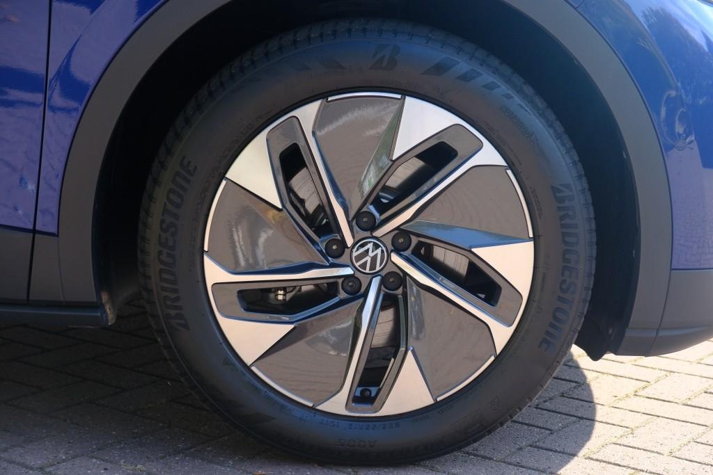 Volkswagen ID.4 Pure 52 kWh 170pk - Navigatiesysteem - App connect - Adaptive cruise - 360° camera - Keyless - Winter pakket - Elektrische achterklep - 19 inch velgen afbeelding 25