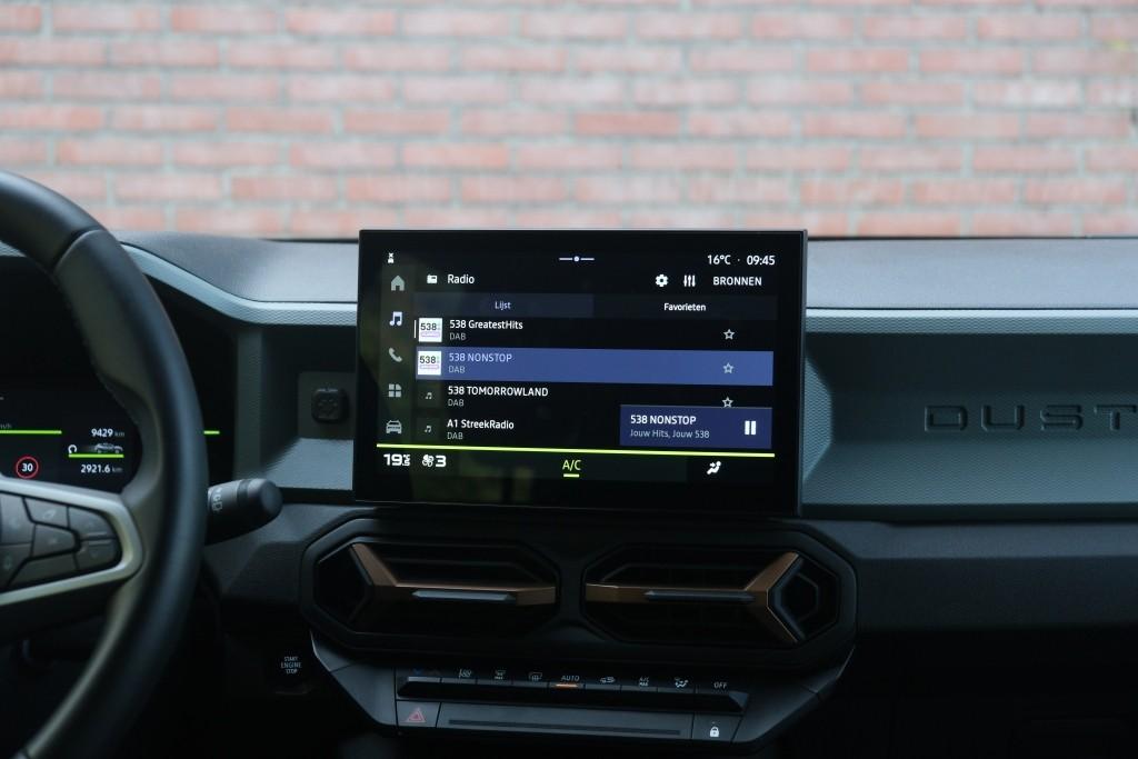 Dacia Duster 1.2 TCe mild hybrid 130pk Extreme - Achteruitrijcamera - Apple CarPlay - LED koplampen - Keyless entry & start - Climate control - Cruise control - Parkeersensoren afbeelding 15