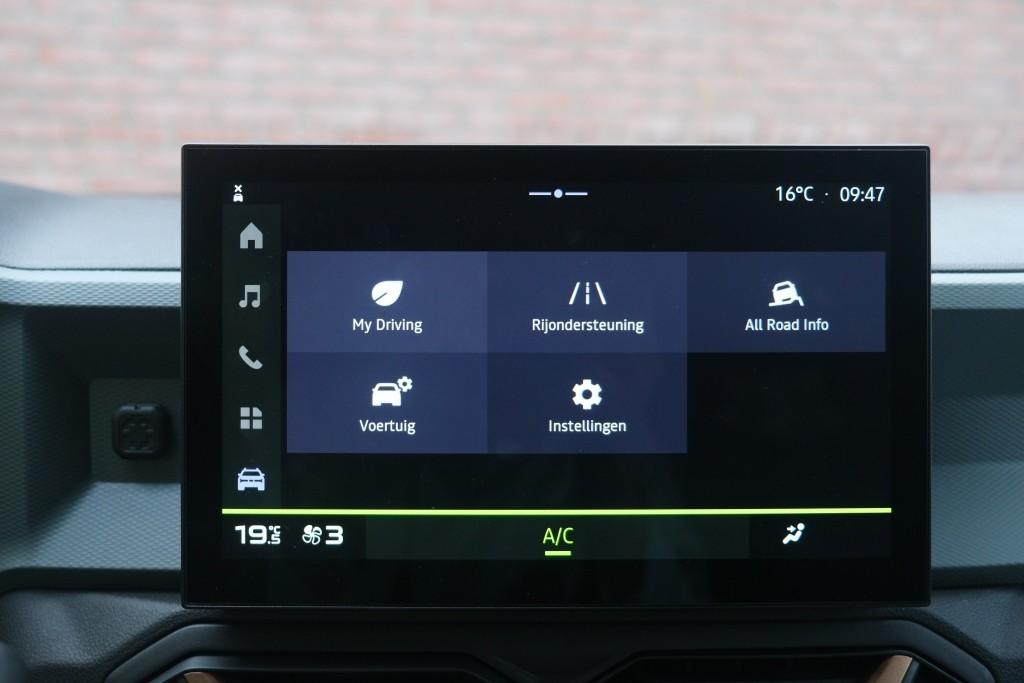 Dacia Duster 1.2 TCe mild hybrid 130pk Extreme - Achteruitrijcamera - Apple CarPlay - LED koplampen - Keyless entry & start - Climate control - Cruise control - Parkeersensoren afbeelding 19