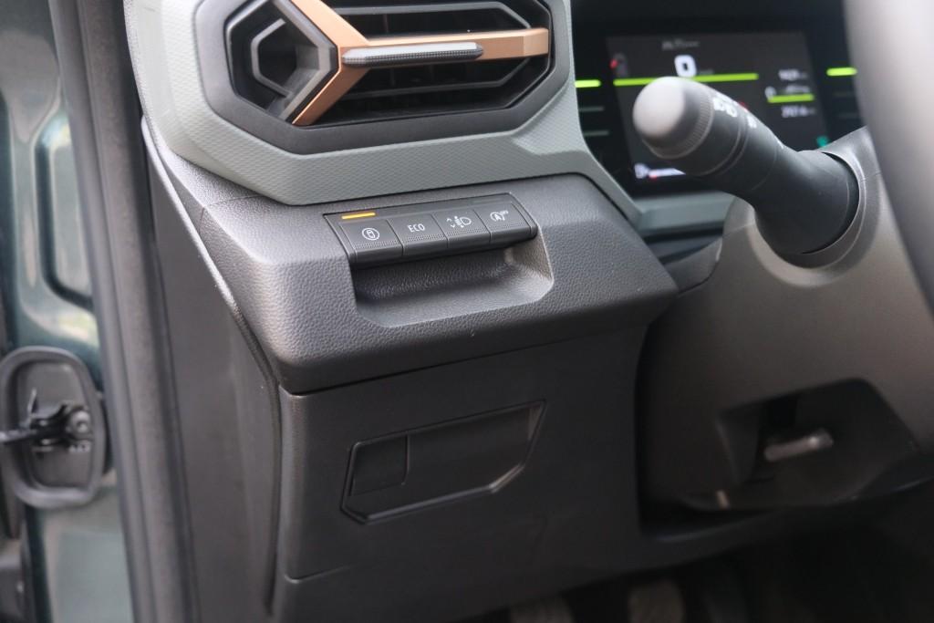 Dacia Duster 1.2 TCe mild hybrid 130pk Extreme - Achteruitrijcamera - Apple CarPlay - LED koplampen - Keyless entry & start - Climate control - Cruise control - Parkeersensoren afbeelding 25