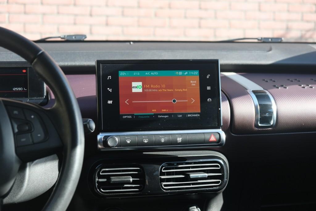 Citroën C4 Cactus 1.2 PureTech 130pk Shine - Panoramadak - Achteruitrijcamera - Apple CarPlay - Navigatiesysteem - Keyless entry - Parkeersensoren - Automatische airconditioning - Cruise control afbeelding 16
