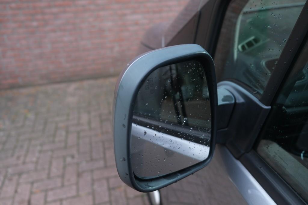 Opel Combo 1.5D 130pk L2H1 Innovation - Trekhaak - Achteruitrijcamera - Navigatiesysteem - Dodehoekdetectie - Apple CarPlay - Parkeersensoren - Cruise control afbeelding 22