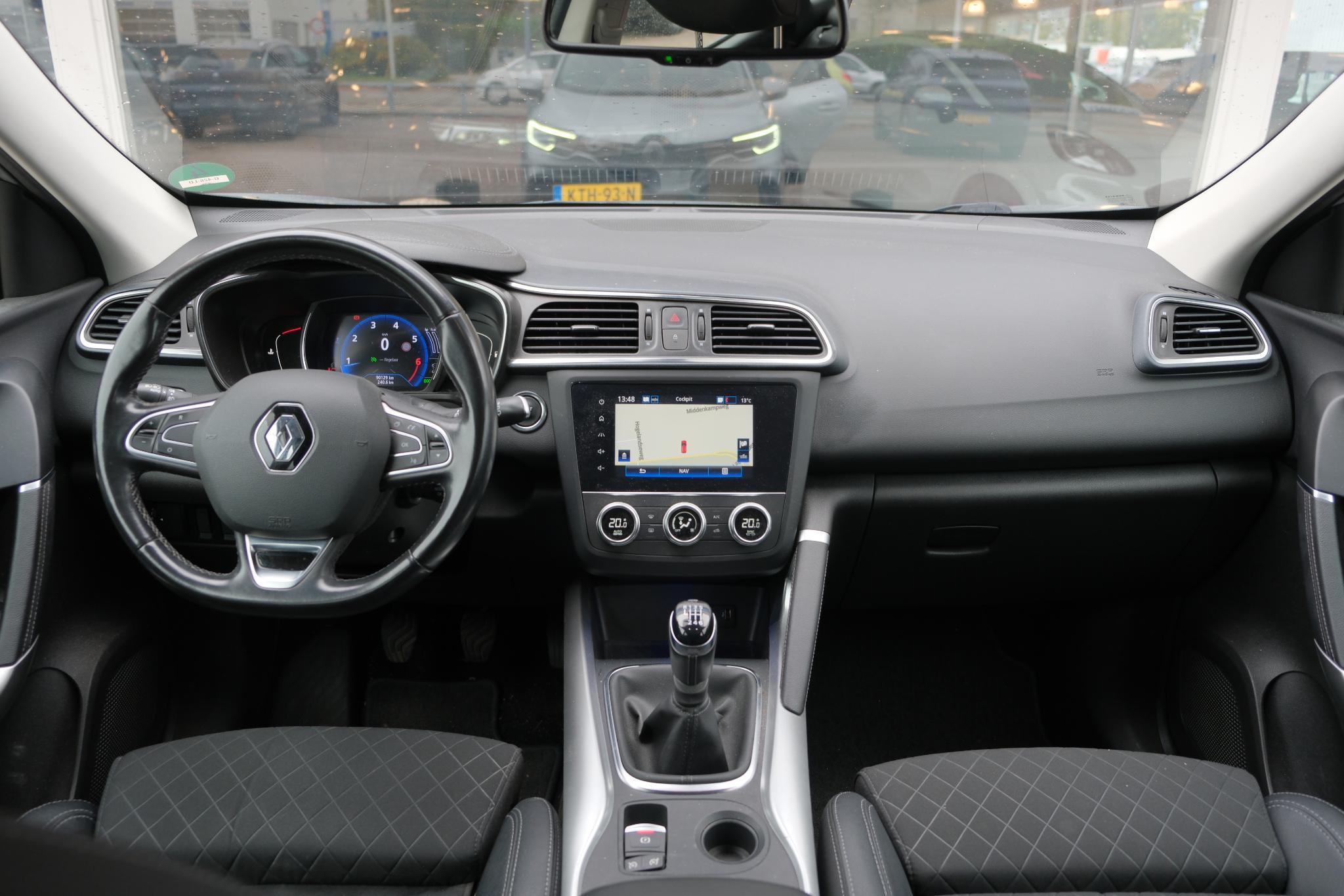Renault Kadjar 1.3 TCe 160pk Intens | Navi | Cruise | Trekhaak | Camera | Climate afbeelding 2