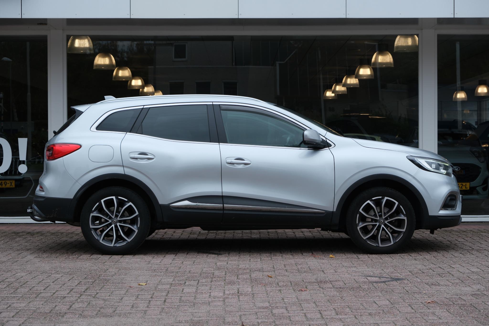 Renault Kadjar 1.3 TCe 160pk Intens | Navi | Cruise | Trekhaak | Camera | Climate afbeelding 4