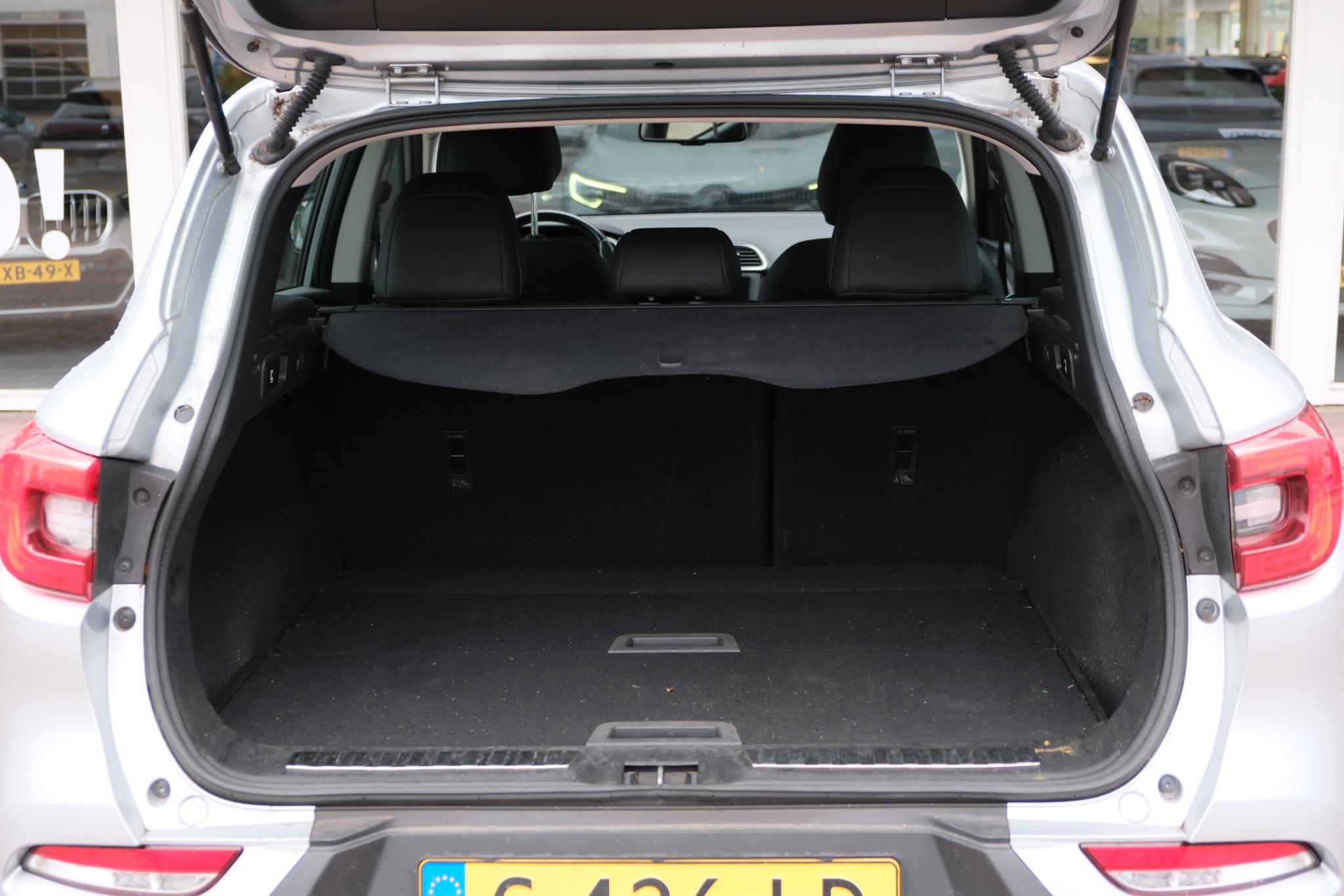 Renault Kadjar 1.3 TCe 160pk Intens | Navi | Cruise | Trekhaak | Camera | Climate afbeelding 24