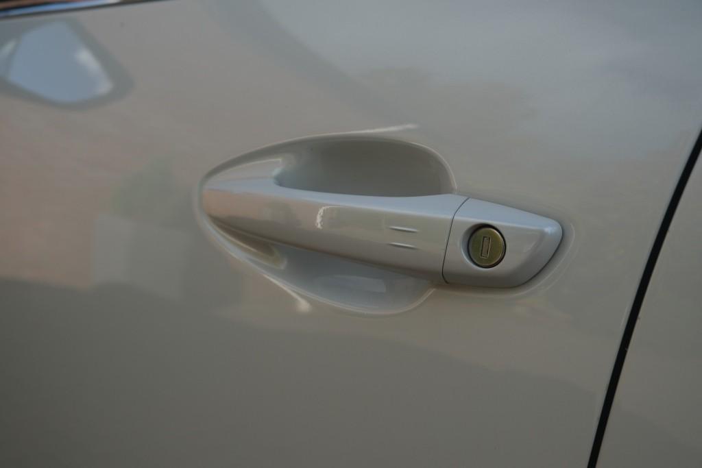 Peugeot 3008 1.2 PureTech 130pk GT Line - Navigatiesysteem - Apple CarPlay - Achteruitrijcamera - Keyless - Elektrische achterklep - Dodehoekdetectie - Parkeersensoren afbeelding 27