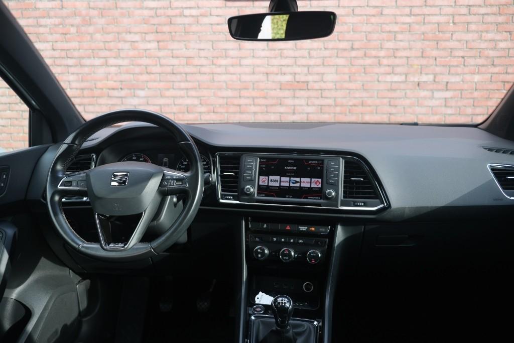 SEAT Ateca 1.4 TSi 150pk Xcellence - Camera - Alcantara - Navigatiesysteem - Apple CarPlay - Keyless - LED koplampen - Climate control - Cruise - Trekhaak afbeelding 7